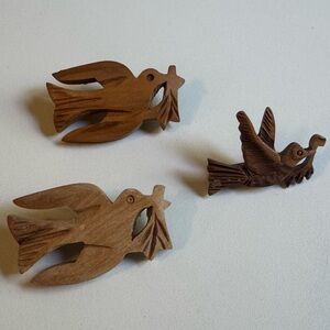 Set of 3 olive wood dove pins